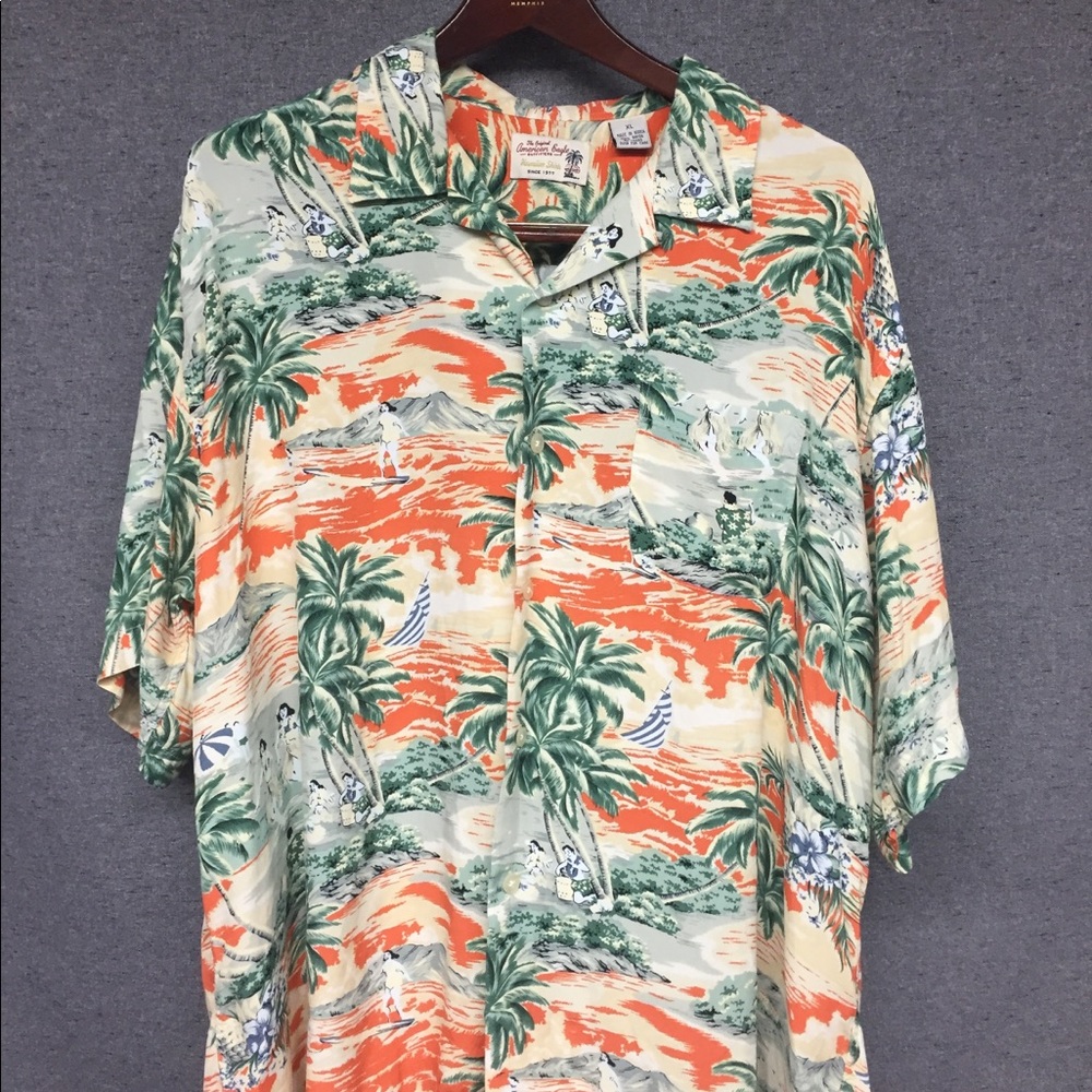 American Eagle outfitters Hawaiian T-shirt